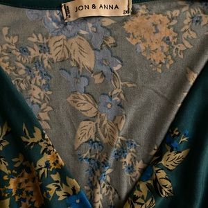 Jon & Anna women’s dress